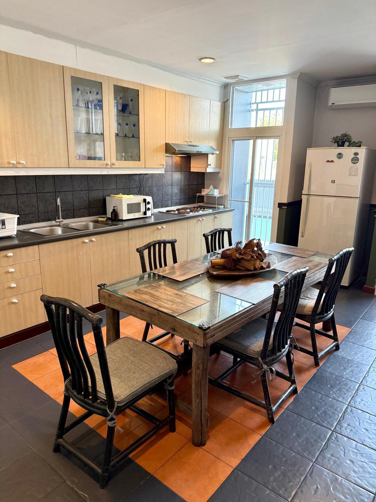 Samsen Suites/ 2 Br Suites for less Bangkok Eksteriør bilde