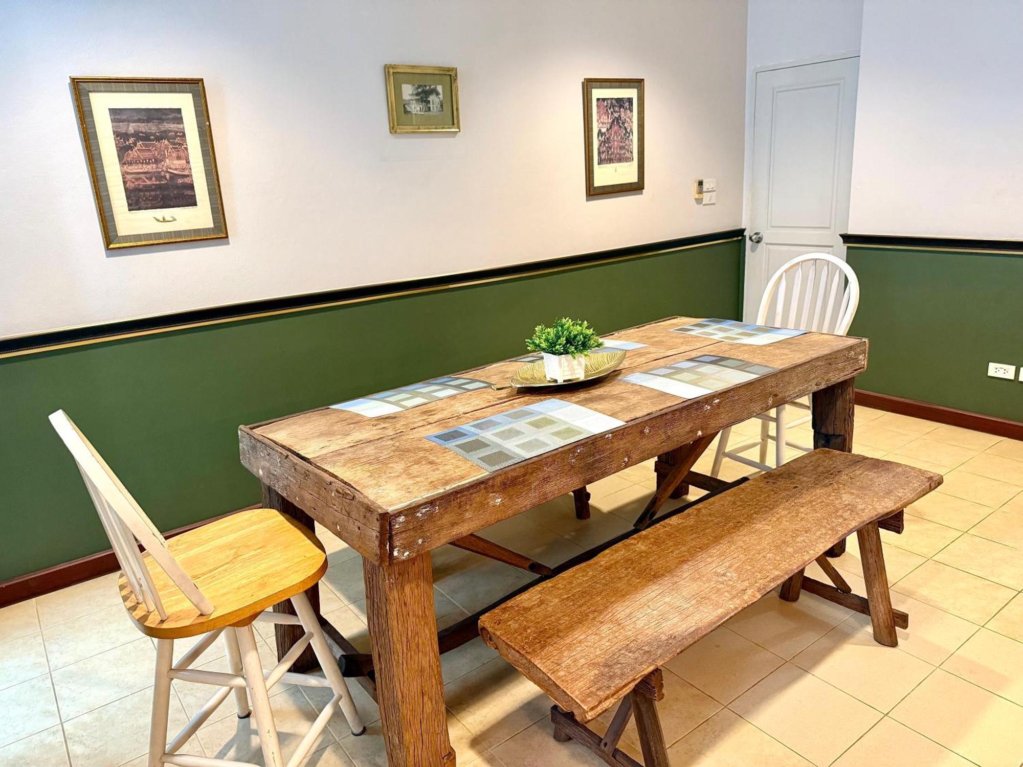 Samsen Suites/ 2 Br Suites for less Bangkok Eksteriør bilde