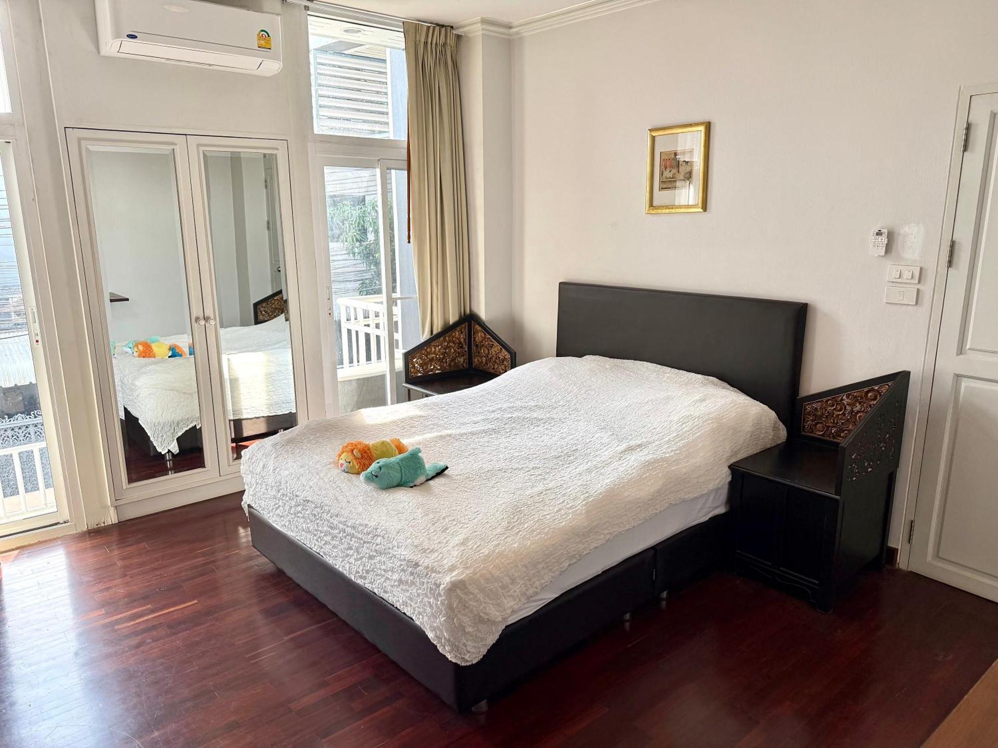 Samsen Suites/ 2 Br Suites for less Bangkok Eksteriør bilde